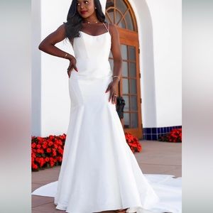 Essence of Australia bridal gown